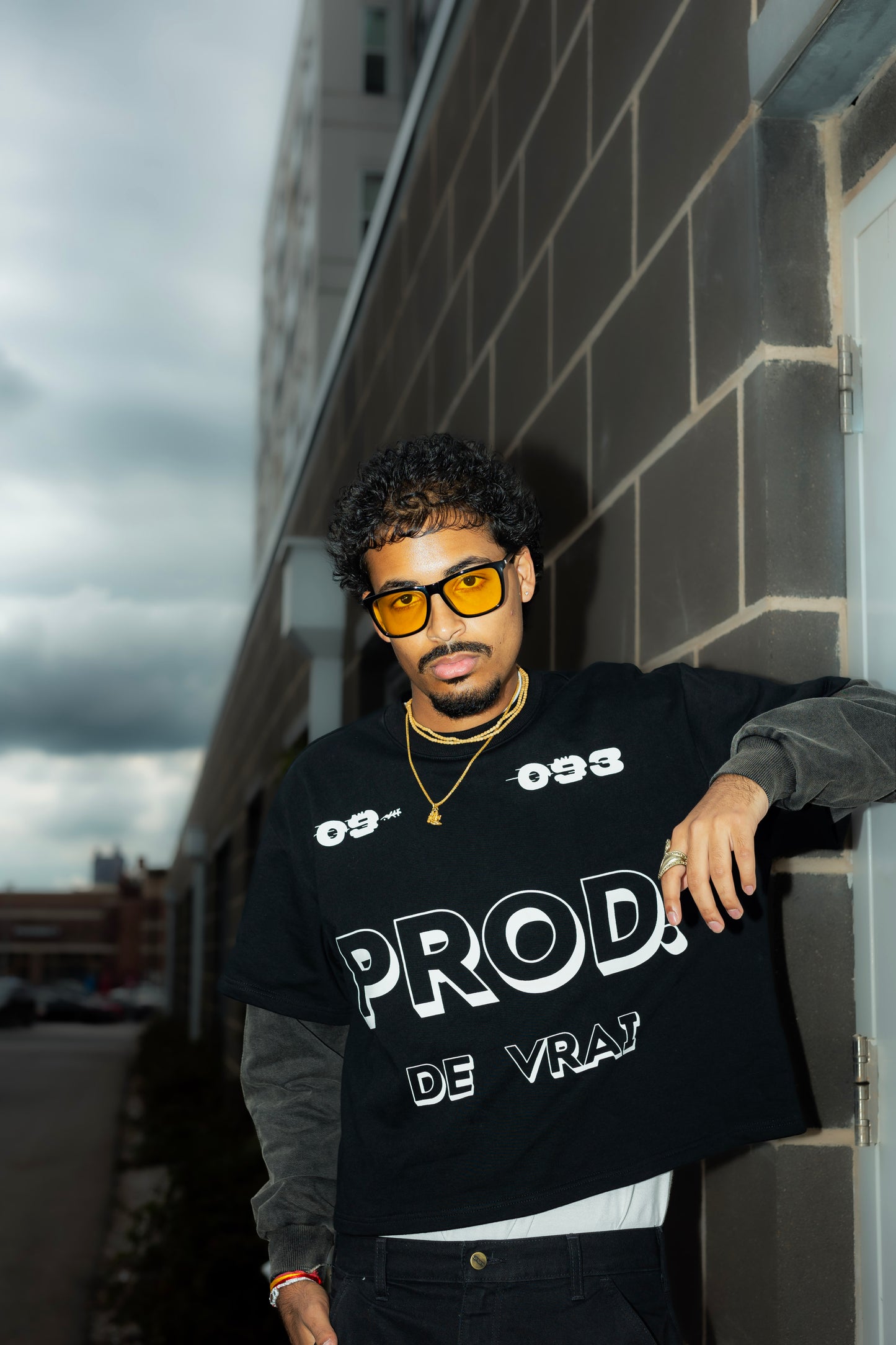 Prod. de Vrai” Black